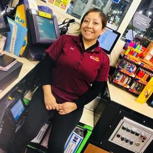 Meet your Posher, Adi